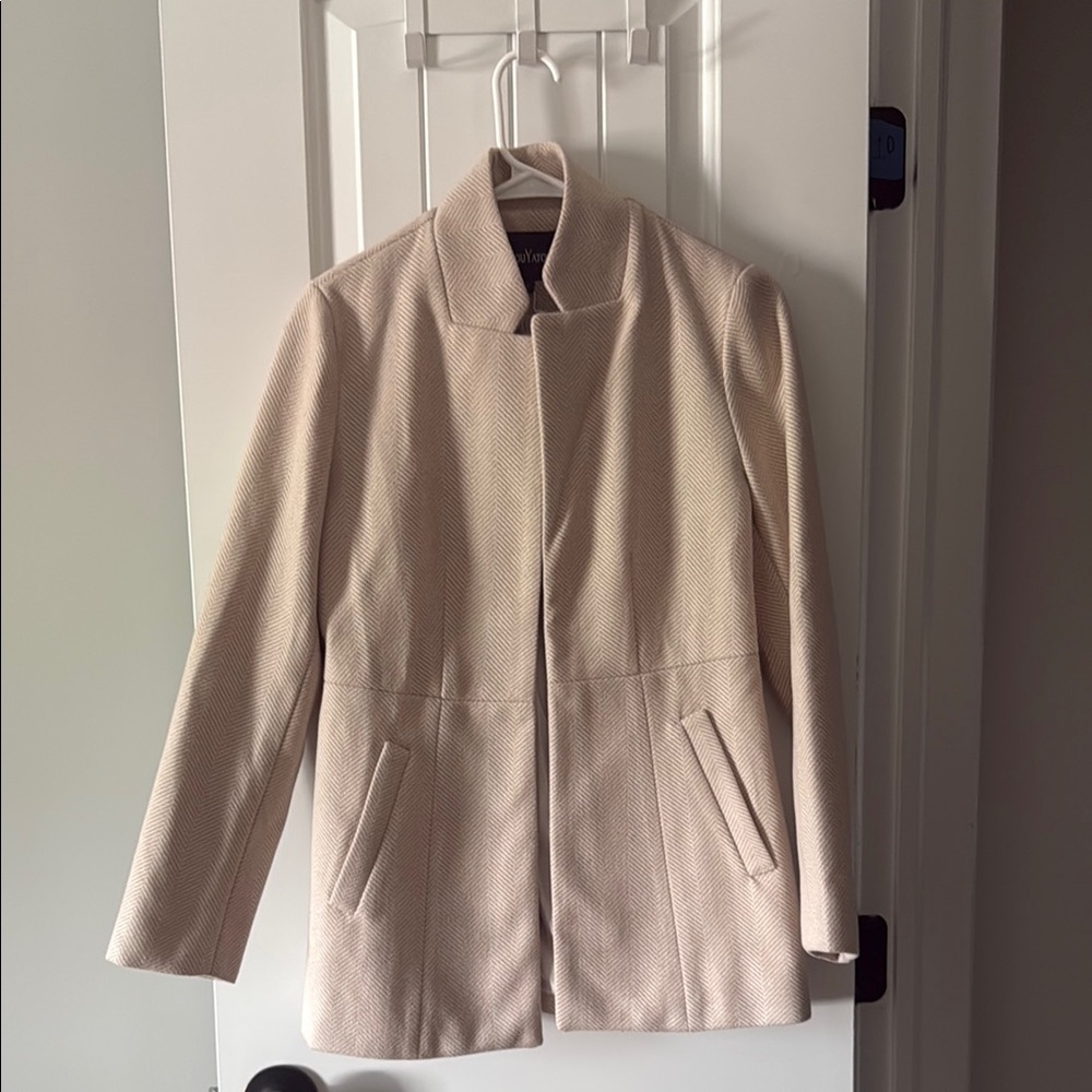 Elegant Cream Blazer